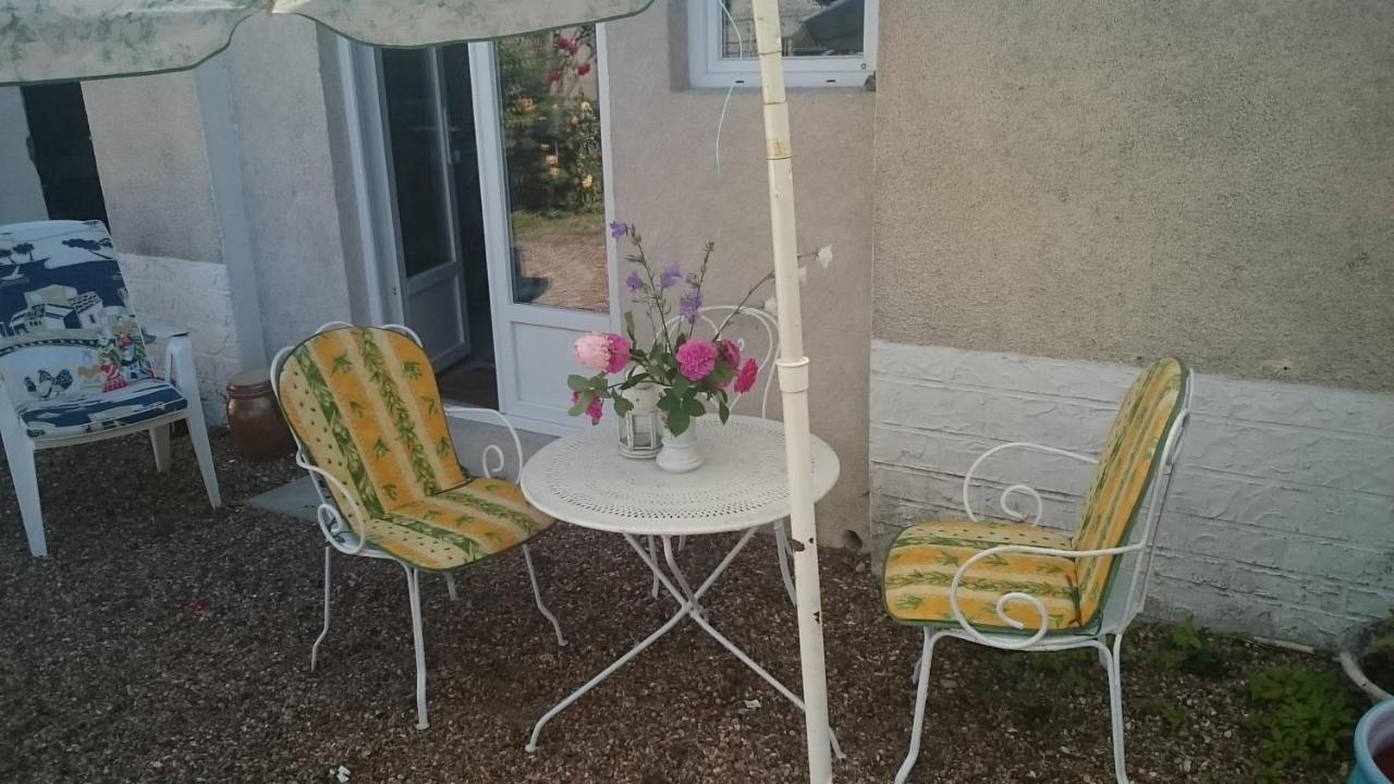 Gite Insolite Le Pressoir En Touraine Vallières-les-Grandes Exteriör bild