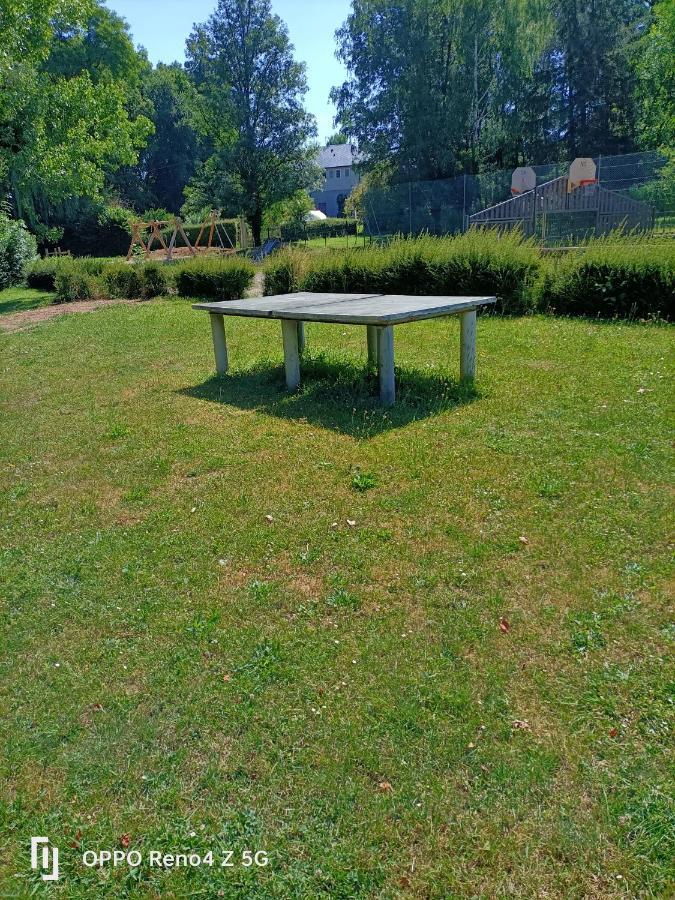 Gite Insolite Le Pressoir En Touraine Vallières-les-Grandes Exteriör bild